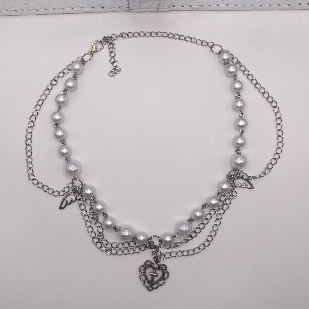 Chic Silver Heart and Wing Pearl Necklace